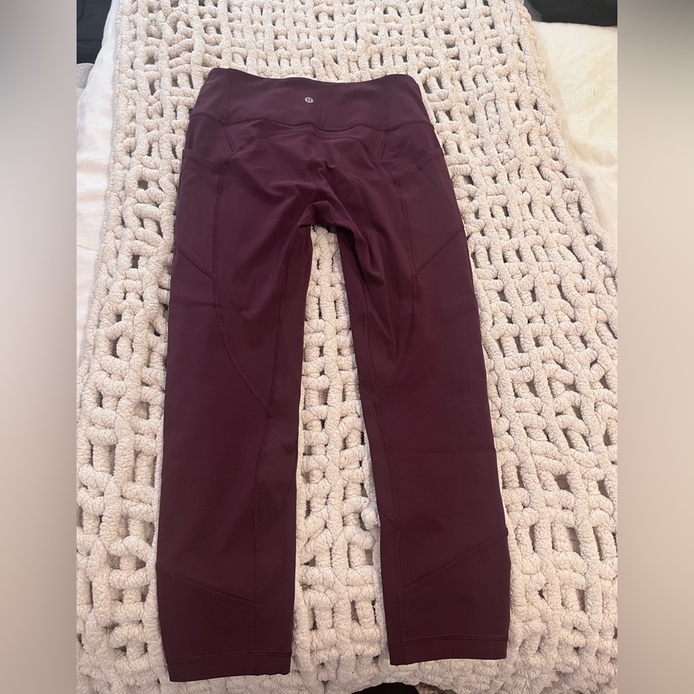 LULULEMON CROPPED LEGGINGS